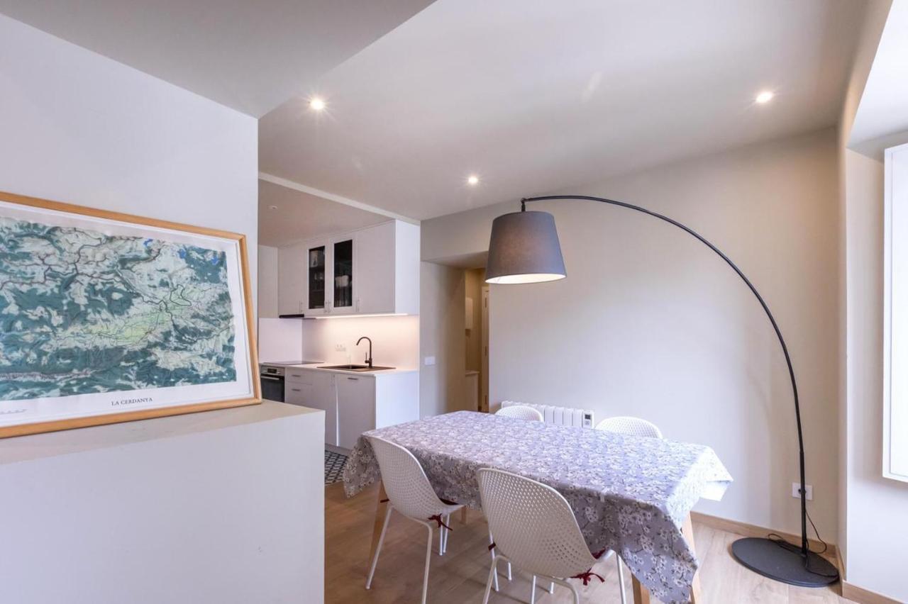 Apartamento En El Centro De Puigcerda Exterior photo
